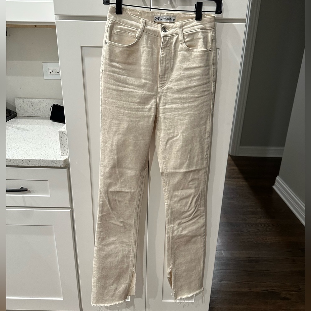 Zara jeans